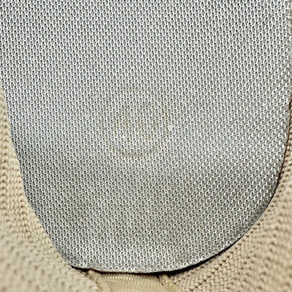 Slip On Sneakers Womens Size 8 US 40 EU Beige Knit With Cushioned Sole - Picture 5 of 7